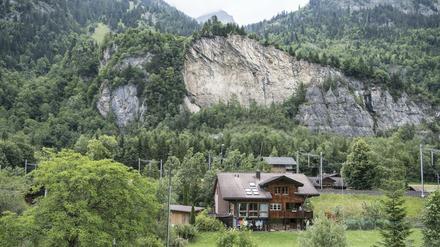 Ein altes Munitionslager in der Nähe könnte explodieren.