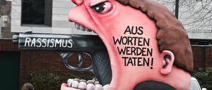 Mottowagen des diesjährigen Düsseldorfer Umzugs.