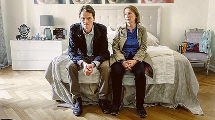 Ratlos. Die Ermittler Voss (Fabian Hinrichs) und Ringelhahn (Dagmar Manzel).