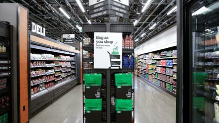Auf den ersten sieht er ganz normal aus, der erste großformatige "Amazon Go"-Supermarkt. Nur die Kassen fehlen. 