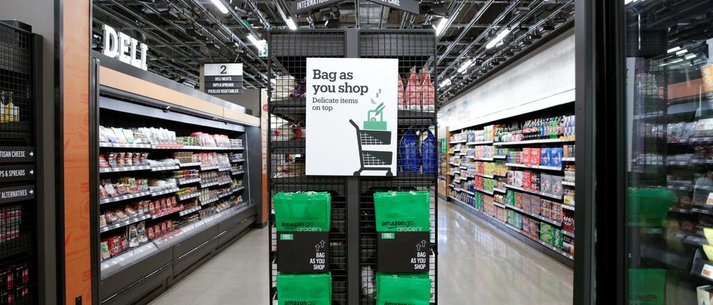 Auf den ersten sieht er ganz normal aus, der erste großformatige "Amazon Go"-Supermarkt. Nur die Kassen fehlen.