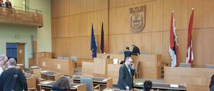 Raum für Kommunalpolitik. Auf der Spandauer Bezirksverordnetenversammlung forderte die SPD eine Pause während der Diskussion um den Antrag der Linken. 