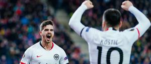 Filip Kostic (r.) und André Silva waren ein gutes Gespann am Freitagabend. 