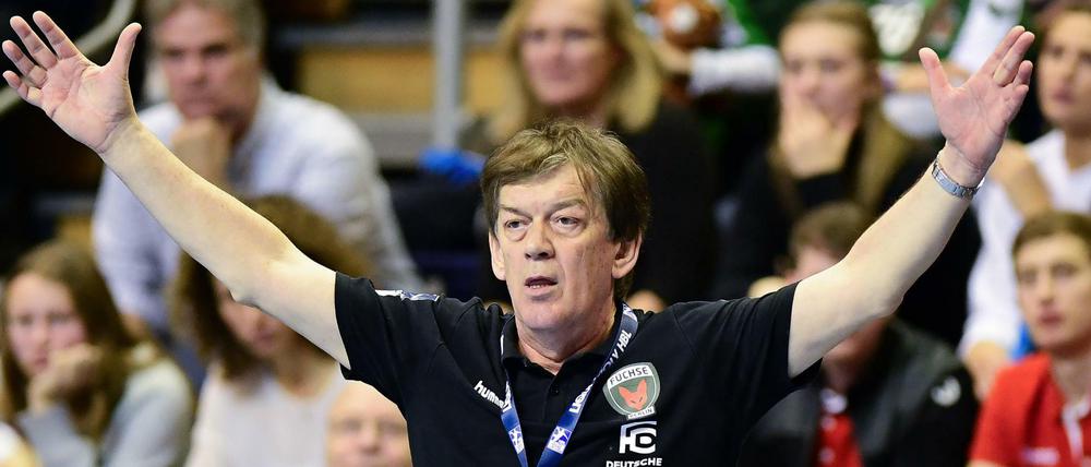 Ratlos. Füchse-Trainer Velimir Petkovic geht mit seinen Spielern hart ins Gericht.