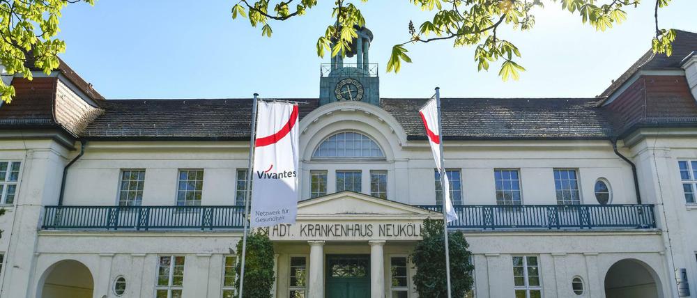 Im Vivantes Klinikum Neukölln an der Rudower Straße gab es in der vergangenen Nacht eine Messerattacke auf einen Arzt.