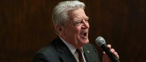 Joachim Gauck, Bundespräsident außer Dienst, bei einer Rede Ende Februar in Berlin-Tiergarten. 