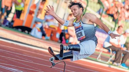 Neues Ziel. Sprinter Ali Lacin konnte sich dank Spenden in Höhe von 6000 Euro neue Prothesen leisten. Mit denen hat er schon am ersten Trainingstag eine neue Bestzeit erzielt. 