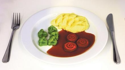 Wie geklont. Gekocht, püriert und ausgedruckt landen der Brokkoli und die Rouladen auf dem Teller. 