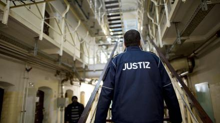 In der JVA Tegel sitzen viele Verbrecher - manchmal für Jahrzehnte.