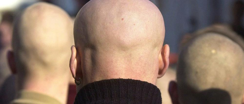 „Mit Kerzen allein" werde man Extremismus nicht bekämpfen können, so CDU-Landeschef Kai Wegner.