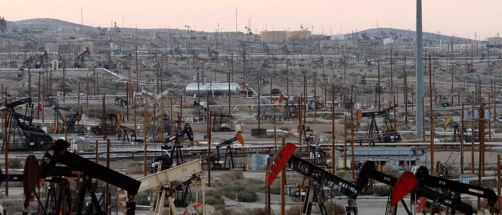 Eine Fracking-Anlage in Kalifornien. Viele Regionen profitieren wirtschaftlich von der Technologie.