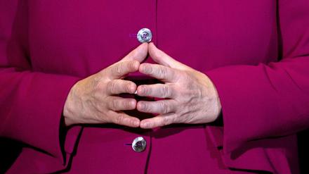 Die Raute: Kennzeichen von Bundeskanzlerin Angela Merkel (CDU) 