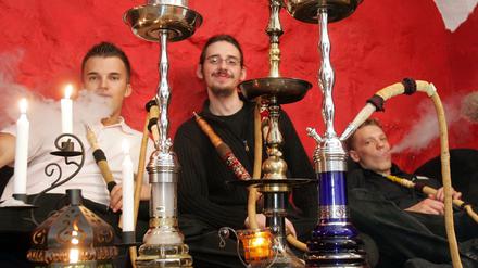 Eine Shisha-Bar in Lüneburg: Hier treffen sich junge Deutsche aller Couleur.