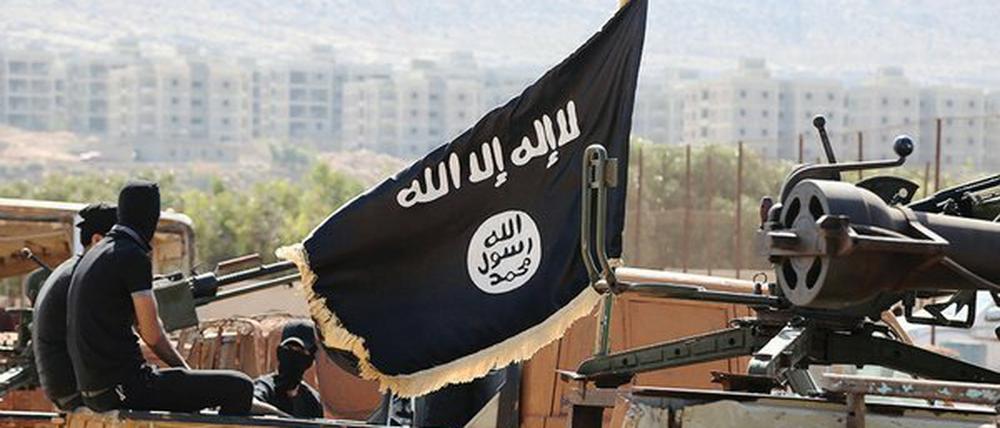 Die Flagge der Terrormiliz „Islamischer Staat“
