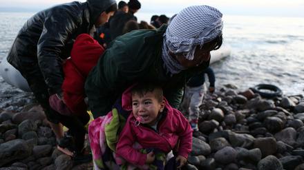 Flüchtlinge nach ihrer Ankunft auf der griechischen Insel Lesbos.
