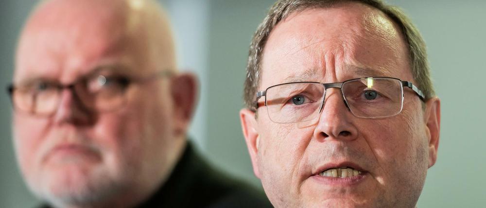Bischof Georg Bätzing übernimmt die Leitung der Bischofskonferenz von Kardinal Reinhard Marx.