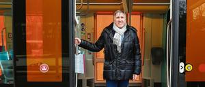 François Bausch in der Tram, die seine Wohnung mit dem Ministerium verbindet. is Bausch in der Tram, die seine Wohnung mit dem Ministerium verbindet.