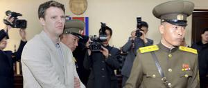 In einem Schauprozess wurde der US-Student Otto Warmbier in Nordkorea zu 15 Jahren Gefängnis verurteilt.