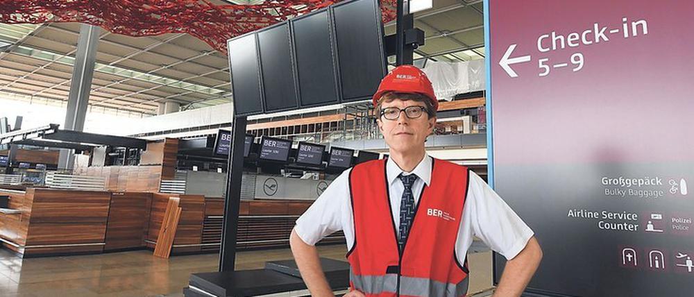 Der Mann mit dem Bauhelm. Flughafenchef Engelbert Lütke Daldrup.