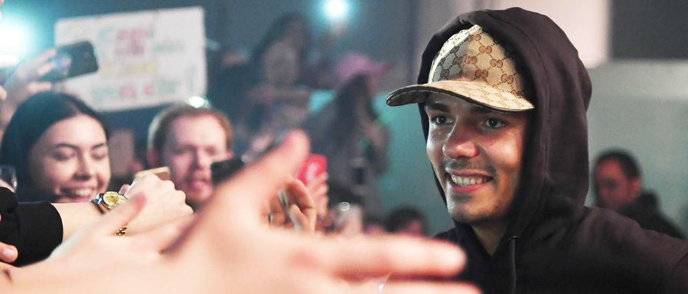 Capital Bra gehört zu den beliebtesten Rappern bei deutschen Jugendlichen.
