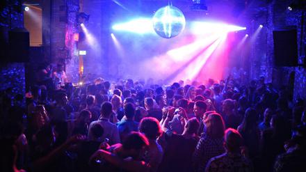 Das Schwuz ist der größte queere Club in Berlin.