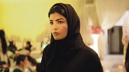 Die Ärztin Maryam (Mila Al Zahrani) kandidiert in ihrem Distrikt für die Wahl zum Gemeinderat. Sie stößt auf Widerstand.
