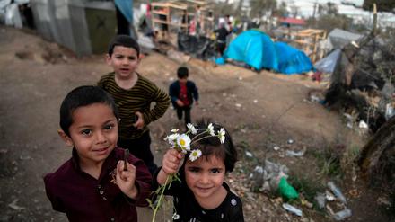 Kinder im überfüllten Flüchtlingslager Moria auf der griechischen Insel Lesbos. 