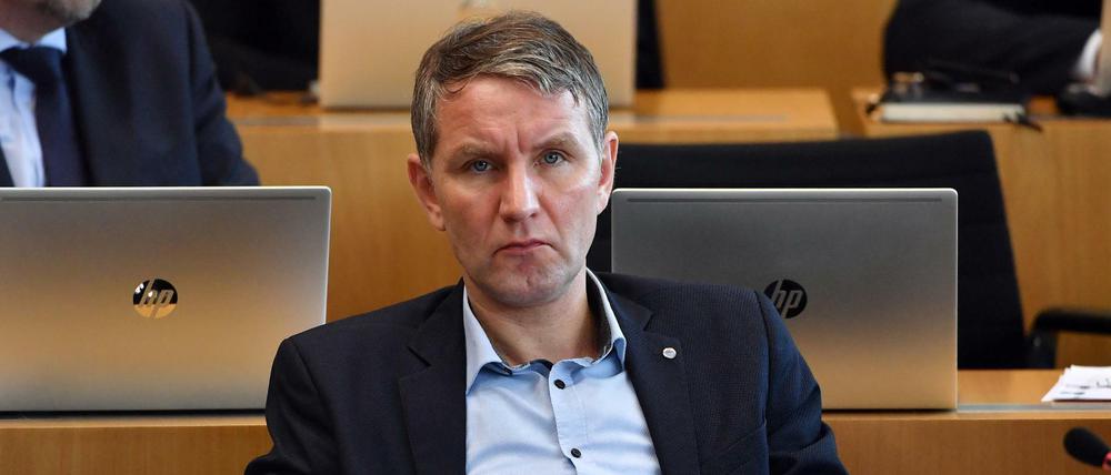 AfD-Fraktionschef von Thüringen, sitzt im Plenarsaal des Thüringer Landtages.