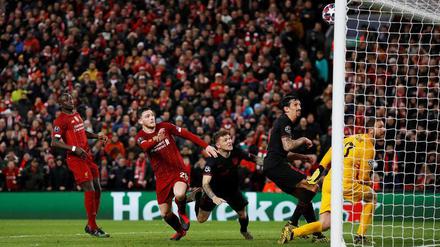 Hochspannung in Liverpool. Und bis hinein in die Verlängerung sprach alles für Liverpool.