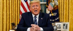 US-Präsident Donald Trump bei seiner Rede an die Nation aus dem Oval Office im Weißen Haus. 