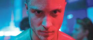 High sein, frei sein? Eric Stehfest (Jannik Schümann) kommt mit Crystal Meth durch den Tag, aber nicht durchs Leben. 