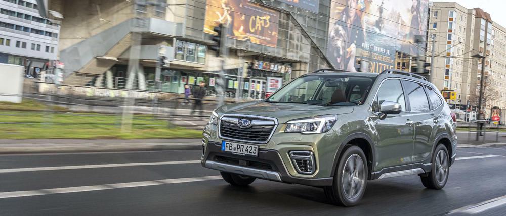 Ab sofort auch ein bisschen elektrisch. Der neue Subaru Forester e-Boxer.