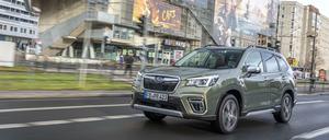 Ab sofort auch ein bisschen elektrisch. Der neue Subaru Forester e-Boxer.