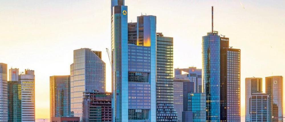 Die Banken sollen jetzt mit Krediten die Wirtschaft stützen.
