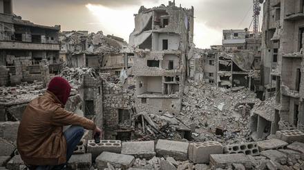 Zerstörtes Land. Viele Gebiete in Syrien sind durch Bombardements kaum noch bewohnbar. Millionen sind zu Flüchtlingen geworden.