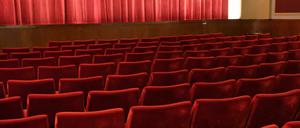 Der Vorhang bleibt unten. In Berlin bleiben Theater bis zum 19. April geschlossen. 