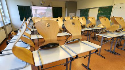 Freie Schulen leiden wegen der Corona-Pandemie unter Einnahmeverlusten: Viele Eltern zahlen weniger als vorher.