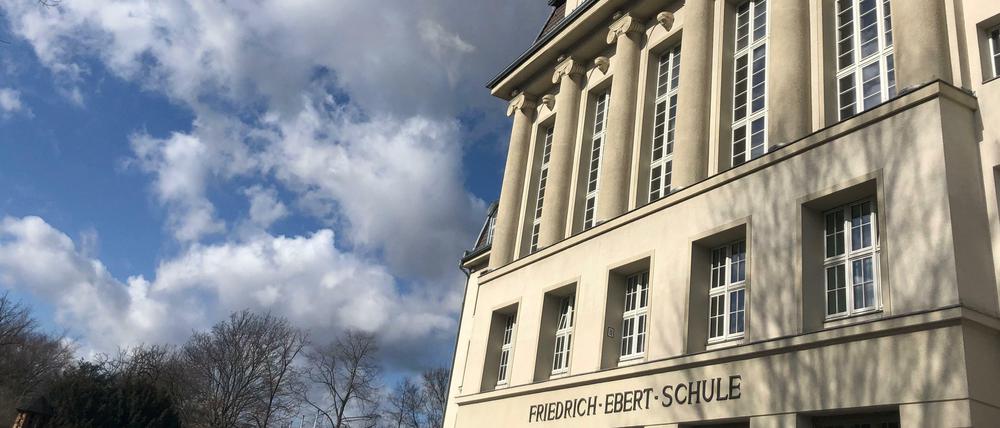 Raus aus der Schule, rein ins digitale Klassenzimmer - auch am Friedrich-Ebert-Gymnasium in Wilmersdorf.
