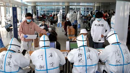 Registrierung ankommender Flugpassagiere in Peking