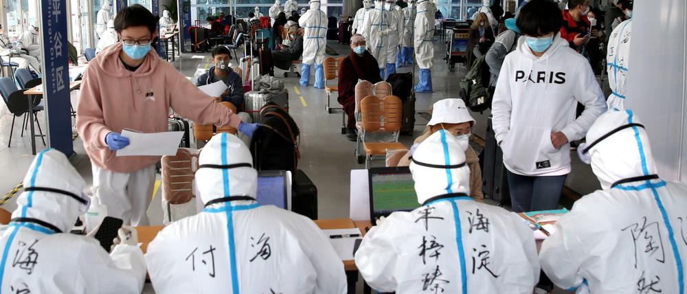 Registrierung ankommender Flugpassagiere in Peking