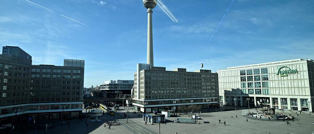 Große Leere. Berlin Alexanderplatz, 16. März 2020