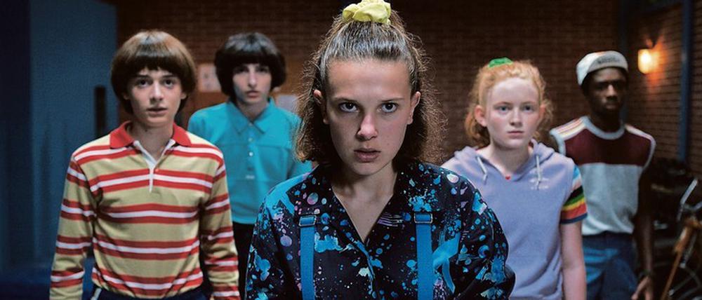 Die Dreharbeiten zur Fortsetzung der beliebten Netflix-Serie "Stranger Things" wurden zum Schutz von Crew und Cast vorübergehend verschoben.