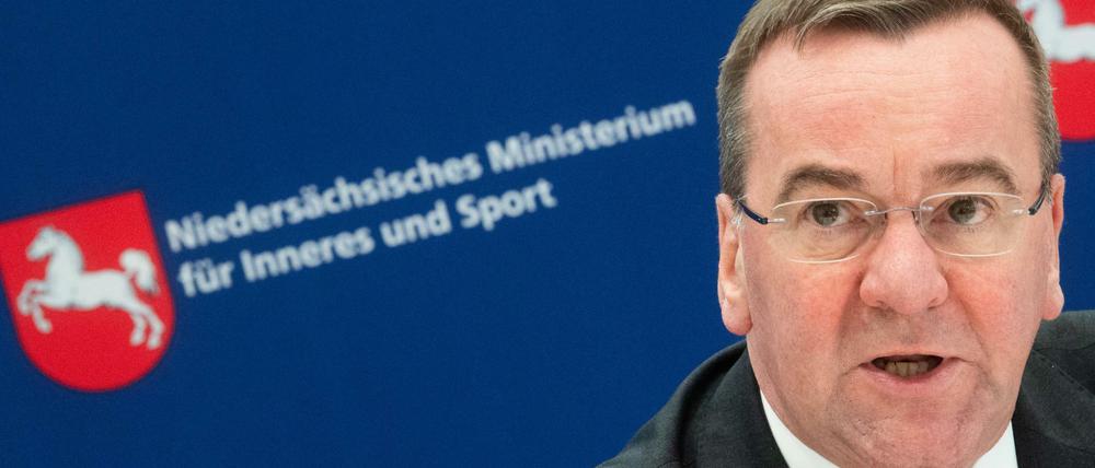 „Fake News zur Versorgungslage in Zeiten der Coronakrise sind brandgefährlich“, sagte der SPD-Politiker Boris Pistorius dem „Spiegel“. +