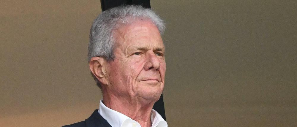 Der umstrittene Mäzen des Fußballligisten Hoffenheim, Dietmar Hopp, ist Hauptinvestor von CureVac und bietet US-Präsident Donald Trump die Stirn.