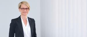 Sabine Maur ist Psychotherapeutin und versucht nun ihren Patienten per Video zu helfen.