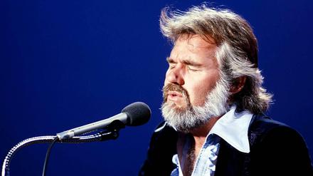 Kenny Rogers bei einem Auftritt 1979.