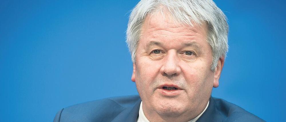 Erst Chef der Berliner Feuerwehr, dann Präsident des Technischen Hilfswerks im Bund: Albrecht Broemme.