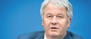 Erst Chef der Berliner Feuerwehr, dann Präsident des Technischen Hilfswerks im Bund: Albrecht Broemme.