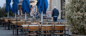Betreten verboten - außer in Ausnahmefällen: Freiburg erlässt wegen der Corona-Pandemie eine Ausgangssperre.