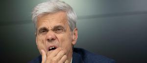 Die AfD trennt sich von dem notorischen Antisemiten Wolfgang Gedeon.